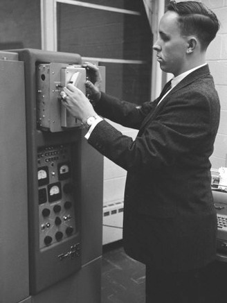 Researcher Petrie on Bendix G-15 Computer, Processing Data from Soviet Spacecrafts, Vostok 3 and 4